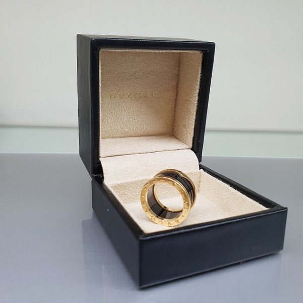 https://ekszeraukcio-product.s3.eu-central-1.amazonaws.com/ab9273b4-3b22-45e0-86a9-430a0152ffe2_thumbnail