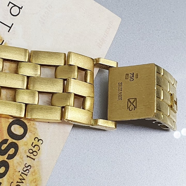 https://ekszeraukcio-product.s3.eu-central-1.amazonaws.com/aba437c3-2154-4d46-9e06-f48c5cf6f742