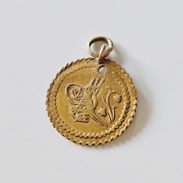 https://ekszeraukcio-product.s3.eu-central-1.amazonaws.com/ac0e4436-7cdf-462e-982e-7050c6ca8311_thumbnail