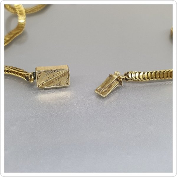 https://ekszeraukcio-product.s3.eu-central-1.amazonaws.com/ac15943a-acec-446b-8a8c-47ea534897fa_thumbnail