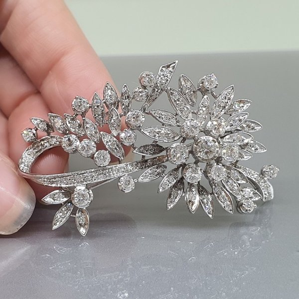 https://ekszeraukcio-product.s3.eu-central-1.amazonaws.com/b11d5b5d-8a62-4c8a-9f5b-3e22fc3f829c_thumbnail