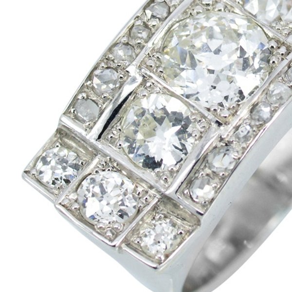 https://ekszeraukcio-product.s3.eu-central-1.amazonaws.com/b693601c-1bd8-456d-aebb-addbd21182ce_thumbnail