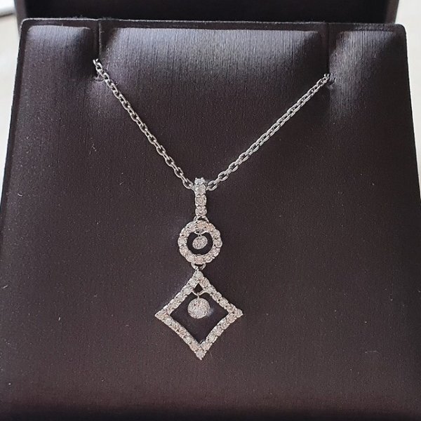 https://ekszeraukcio-product.s3.eu-central-1.amazonaws.com/b986ac15-09ae-453d-b076-1d167b6e17d5_thumbnail