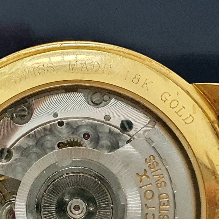 https://ekszeraukcio-product.s3.eu-central-1.amazonaws.com/c60992b8-7925-4e2a-9162-7c881c1fde2d