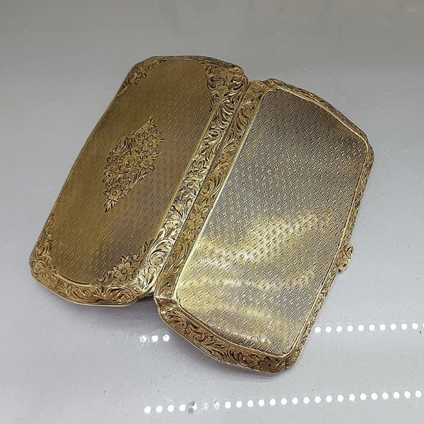 https://ekszeraukcio-product.s3.eu-central-1.amazonaws.com/c66c4e44-67a4-4388-ac1f-b6fdaf91e830_thumbnail