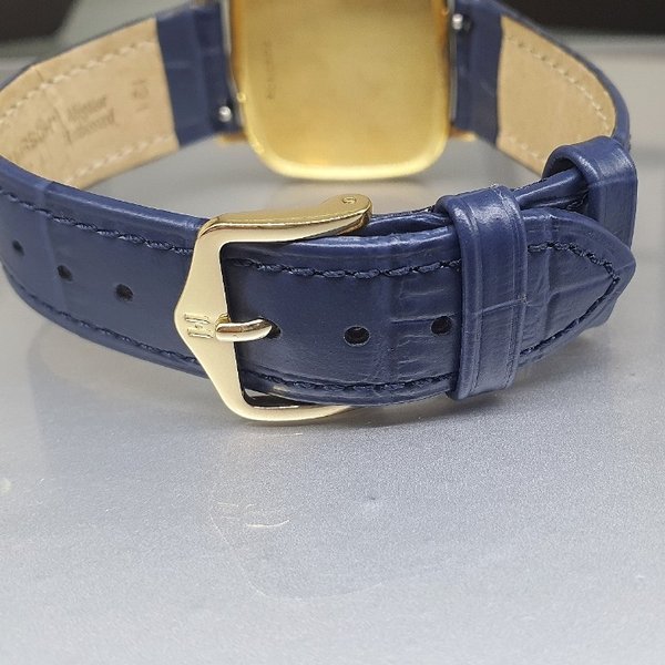 https://ekszeraukcio-product.s3.eu-central-1.amazonaws.com/c796d0cf-e7be-4f9a-a215-9fc7bbb7d997_thumbnail