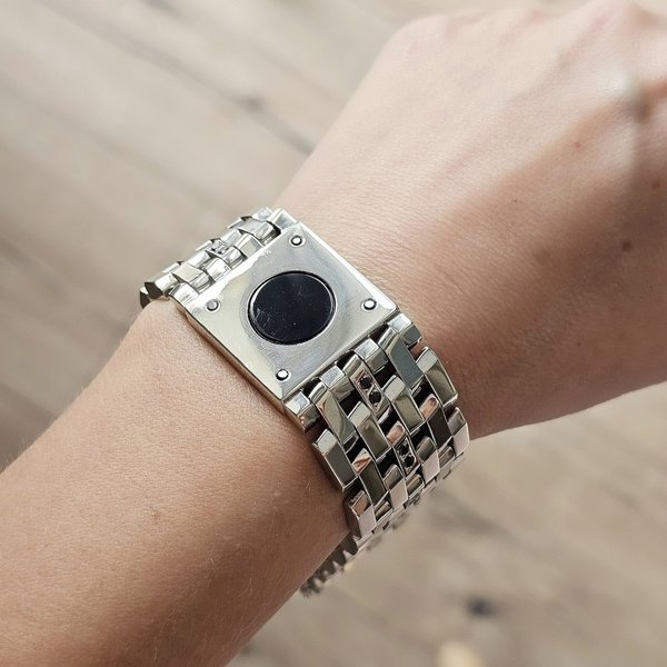https://ekszeraukcio-product.s3.eu-central-1.amazonaws.com/cac05a3e-abc5-486b-abc6-285747468f2f_thumbnail