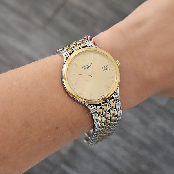 https://ekszeraukcio-product.s3.eu-central-1.amazonaws.com/cb60c7fe-db52-4a4d-8c50-008f1007424e_thumbnail