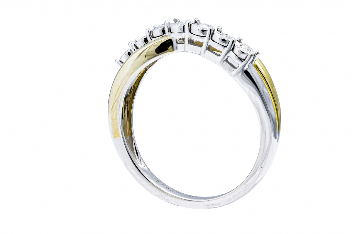 https://ekszeraukcio-product.s3.eu-central-1.amazonaws.com/cff29b6f-abf2-4d81-a13a-5f13e3387081