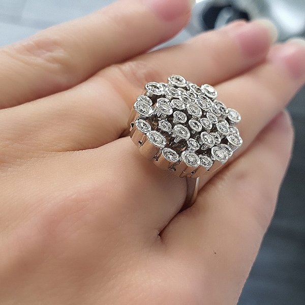 https://ekszeraukcio-product.s3.eu-central-1.amazonaws.com/d21e0851-e5a7-4733-8596-4e99bf8243bd_thumbnail