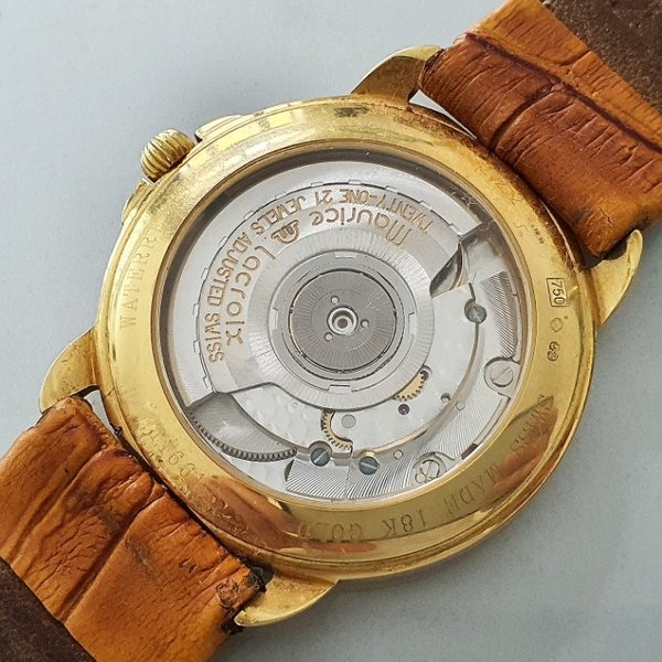 https://ekszeraukcio-product.s3.eu-central-1.amazonaws.com/d4b6c553-ed72-46f1-87ed-2d9246dc53c6_thumbnail