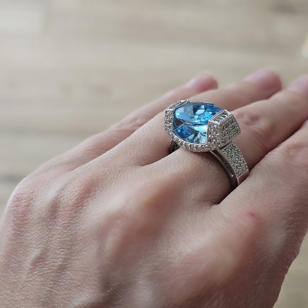 https://ekszeraukcio-product.s3.eu-central-1.amazonaws.com/d543d12b-0307-4777-9559-06413a898937_thumbnail