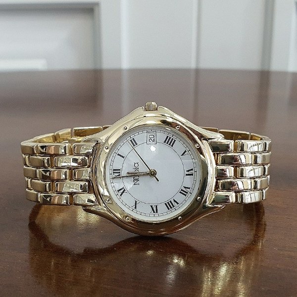 https://ekszeraukcio-product.s3.eu-central-1.amazonaws.com/d80754b2-24af-4e15-a65c-8779cc8421fd_thumbnail