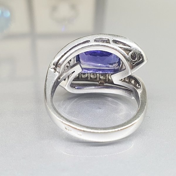 https://ekszeraukcio-product.s3.eu-central-1.amazonaws.com/dce738be-2d3e-42a8-9e5e-4b24843ff13b_thumbnail