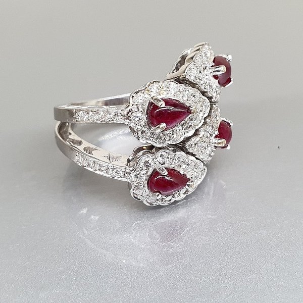 https://ekszeraukcio-product.s3.eu-central-1.amazonaws.com/e1fe521c-be42-4d16-8e9a-63f52c2eb190_thumbnail