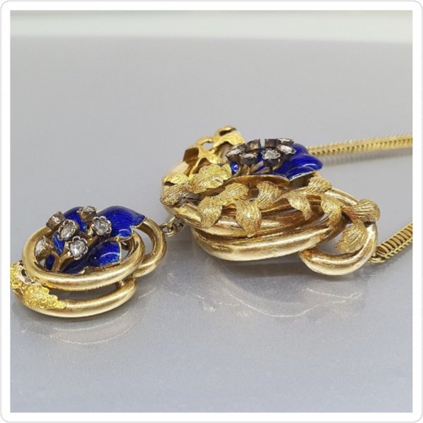 https://ekszeraukcio-product.s3.eu-central-1.amazonaws.com/e32465ab-6955-40e5-b9c5-8cb609be4edd_thumbnail