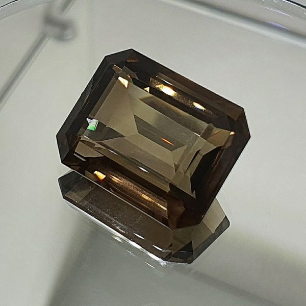 https://ekszeraukcio-product.s3.eu-central-1.amazonaws.com/e5cbe135-f8ce-45ea-a1ae-f8ecd97a3800_thumbnail