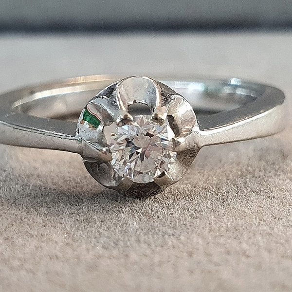 https://ekszeraukcio-product.s3.eu-central-1.amazonaws.com/ede3ed6f-430e-42ca-835f-e9665816b3be_thumbnail