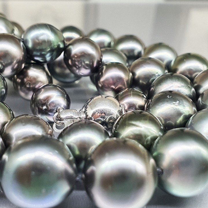 https://ekszeraukcio-product.s3.eu-central-1.amazonaws.com/f2e4a021-1317-414c-83db-624fc6d07739