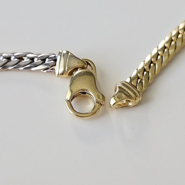https://ekszeraukcio-product.s3.eu-central-1.amazonaws.com/f3aca125-b11c-4288-9d6e-91df50a757fc_thumbnail