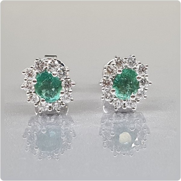 https://ekszeraukcio-product.s3.eu-central-1.amazonaws.com/f80a5a2a-0b72-405f-bf87-2aa02b0cc544_thumbnail