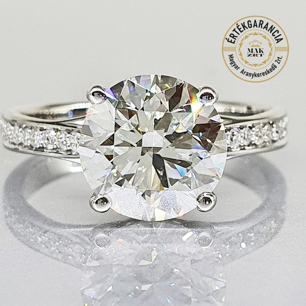 https://ekszeraukcio-product.s3.eu-central-1.amazonaws.com/f8909035-19af-44e9-92de-862c3efadecb_thumbnail