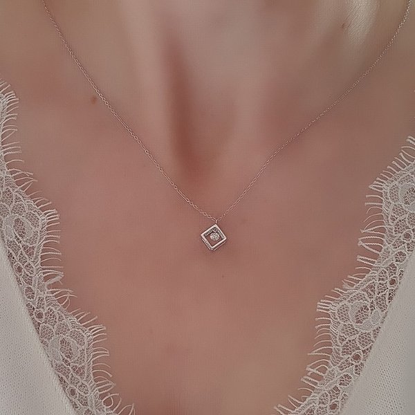 https://ekszeraukcio-product.s3.eu-central-1.amazonaws.com/fcee98a6-25bc-4152-958b-9c7d485103a9_thumbnail